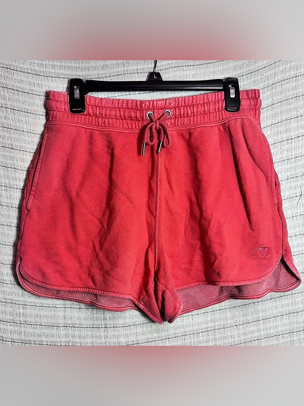 Aerie Women's Sweatshorts Coral Size Medium